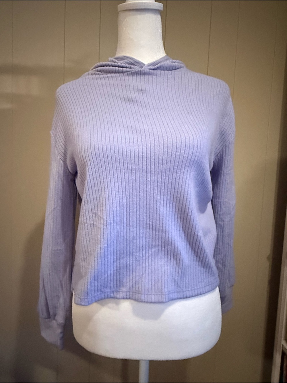 Soft Ribbed Lavender Hoodie Top - girl size L(10/12)
